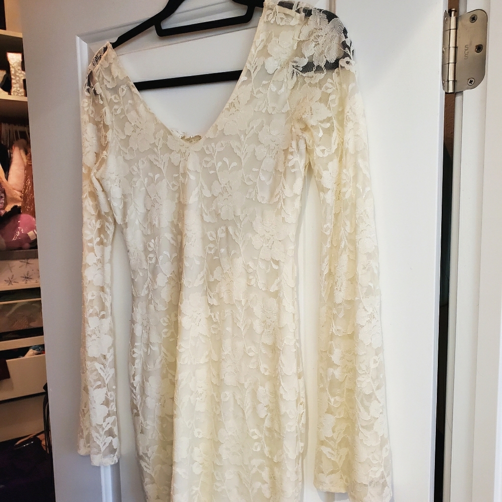 White lace dress